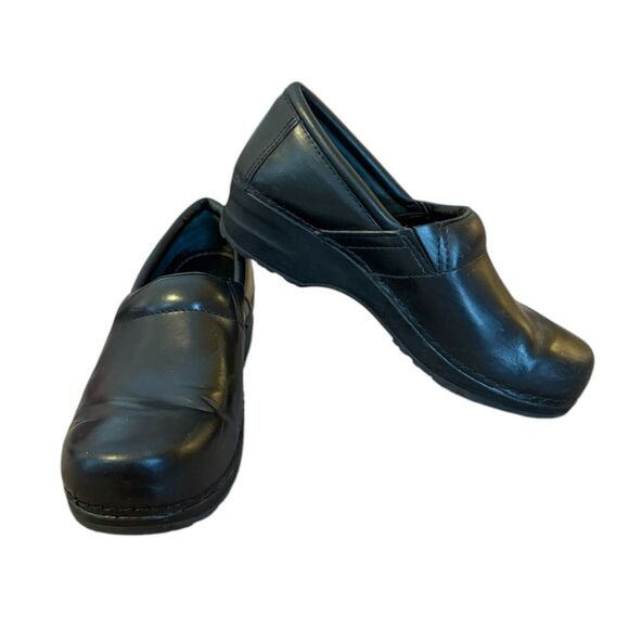 LL Bean Nursing Clogs Black Leather Slip On Round Toe Comfort Shoes Womens 8.5 - Picture 1 of 10